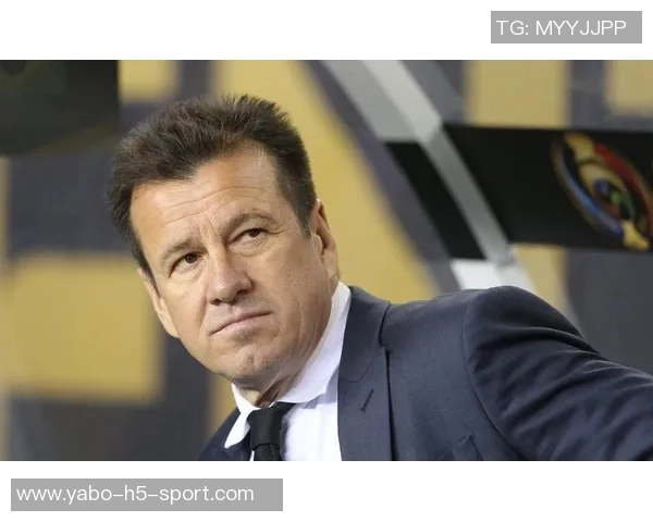 邓加谈巴西足球风格演变:从1994年到如今的欧洲化转变