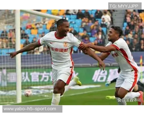 浙江队亚戈展现高效进攻能力14场比赛打入10球1助攻成球队核心